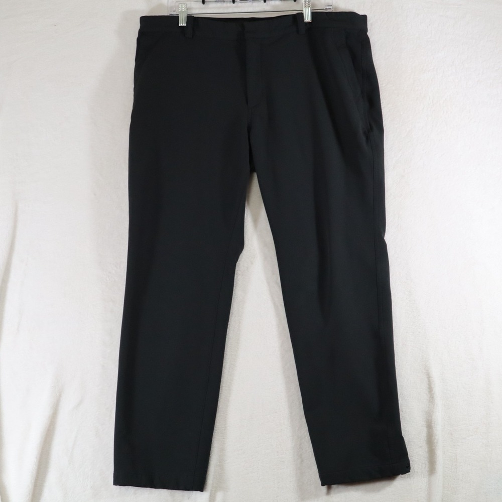 Nike Shield Men's 38x30 Black Pants – Water‑Resistant Straight Leg Performance